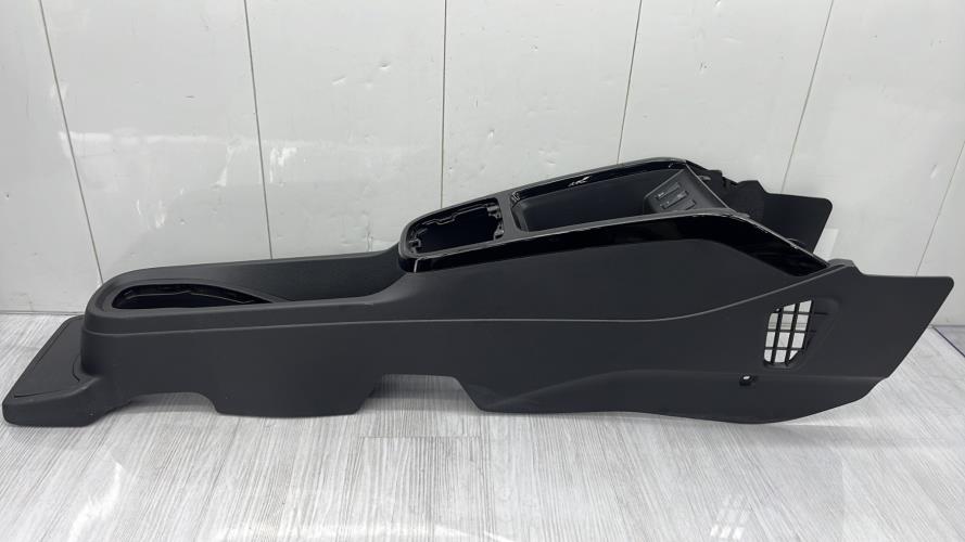 Console central (interieur plastique) DACIA SPRING PHASE 1 Electricité