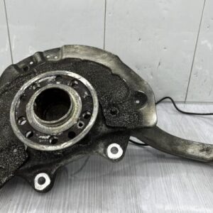 Fusee avant gauche MERCEDES CLASSE C 205 PHASE 1 Diesel