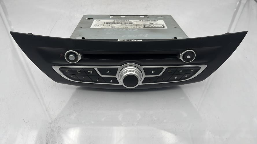 Autoradio d'origine RENAULT LAGUNA 3 PHASE 1 COUPE Diesel