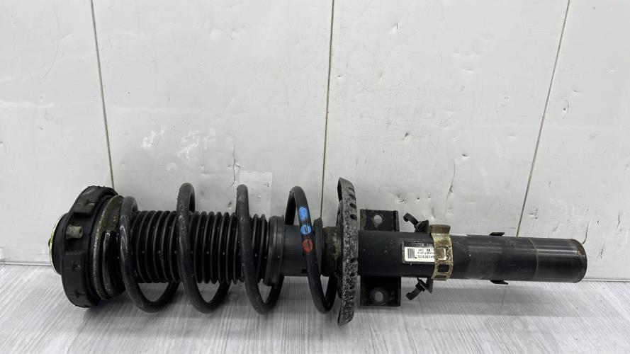 Amortisseur avant gauche VOLKSWAGEN POLO 4 PHASE 2 Diesel