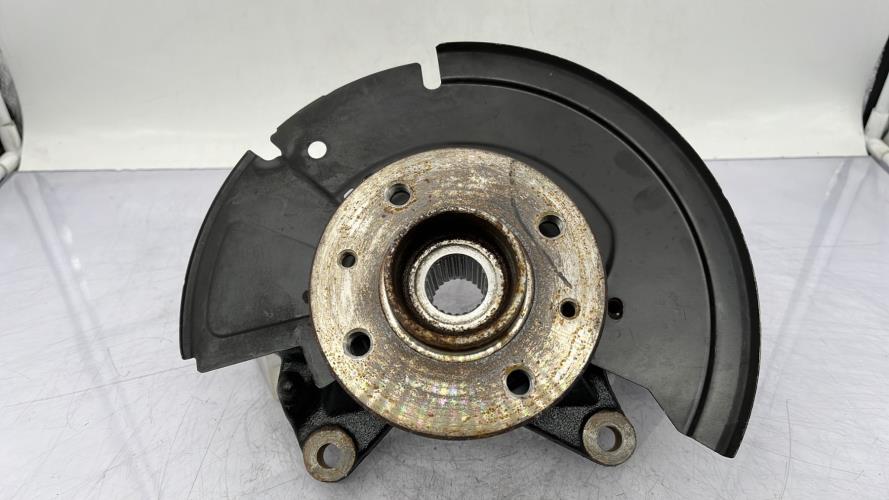 Fusee avant droit RENAULT CLIO 5 PHASE 1 Diesel/Hybride