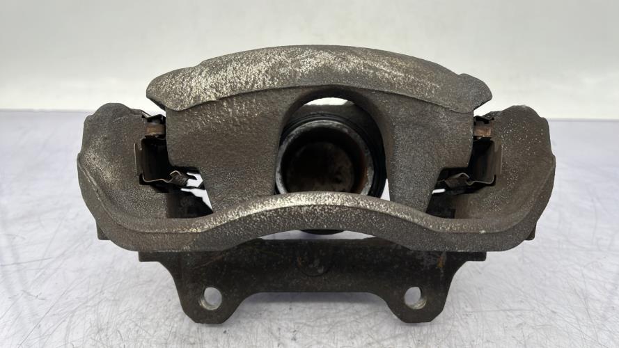 Etrier avant droit (freinage) OPEL CORSA D PHASE 1 Diesel