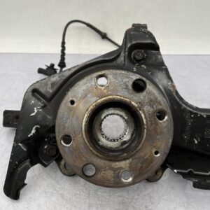 Fusee avant gauche OPEL CORSA D PHASE 1 Diesel