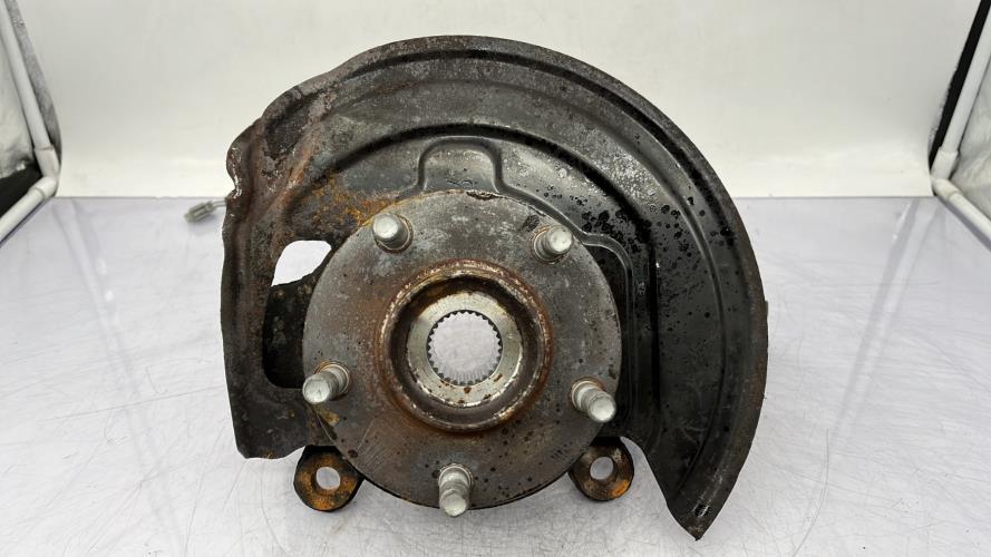 Fusee avant droit NISSAN QASHQAI 1 PHASE 2 Diesel