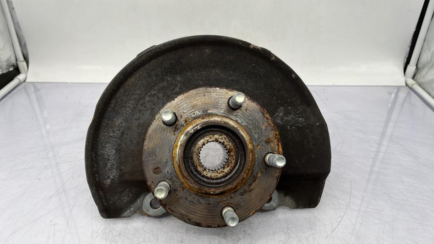 Fusee avant gauche MITSUBISHI OUTLANDER 3 PHASE 2 Diesel