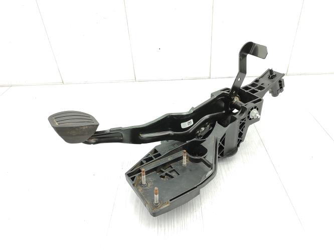 Pedale de frein PEUGEOT PARTNER 3 PHASE 1 Diesel