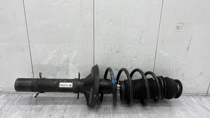 Amortisseur avant droit VOLKSWAGEN GOLF 4 Essence