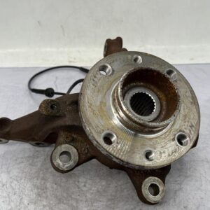 Fusee avant gauche DACIA SANDERO 3 STEPWAY Essence/GPL
