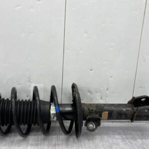 Amortisseur avant gauche TOYOTA YARIS 2 PHASE 1 Essence