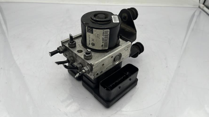 Bloc ABS (freins anti-blocage) VOLKSWAGEN GOLF 6 Diesel