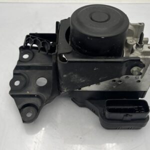 Bloc ABS (freins anti-blocage) TOYOTA RAV4 3 PHASE 1 Diesel