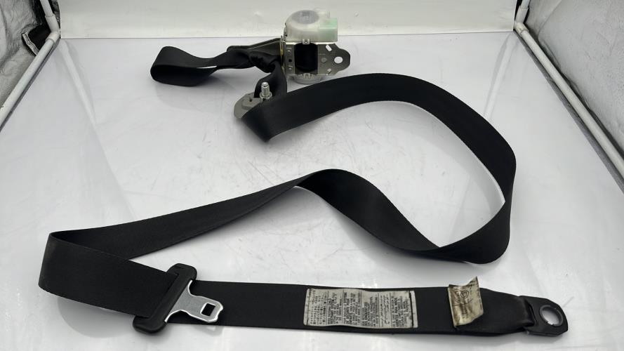 Ceinture arriere gauche TOYOTA RAV4 3 PHASE 1 Diesel
