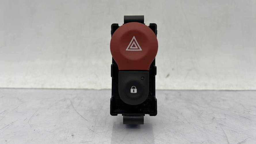 Bouton de warning RENAULT KANGOO 2 PHASE 2 Diesel