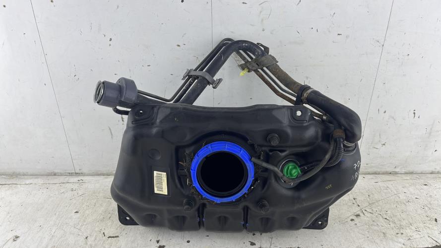 Reservoir TOYOTA YARIS 2 PHASE 1 Essence