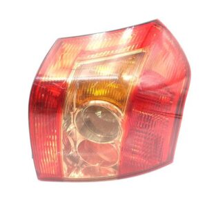 Feu arriere principal droit (feux) TOYOTA COROLLA 10 PHASE 2 Diesel