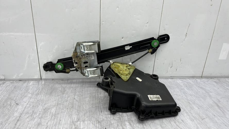 Leve vitre electrique arriere droit SEAT LEON 2 PHASE 1 Diesel