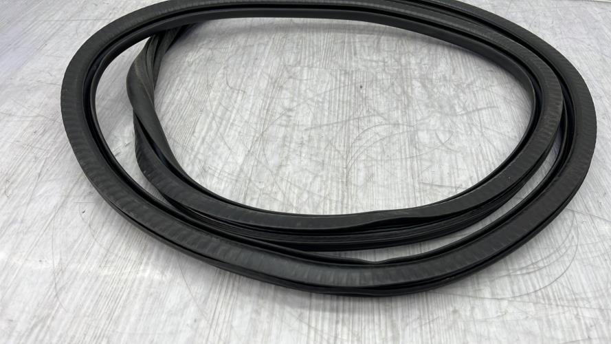 Joint de porte arriere gauche PEUGEOT 208 2 PHASE 1 Electricité