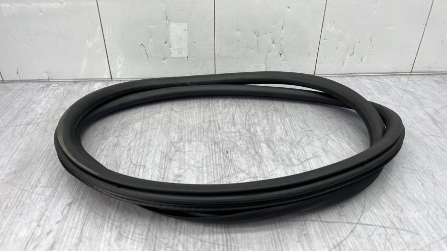 Joint de porte arriere droite PEUGEOT 208 2 PHASE 1 Electricité