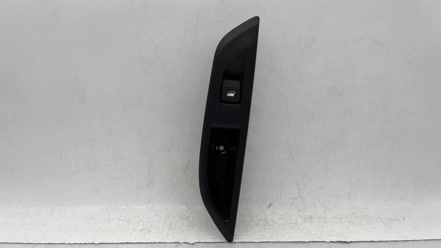 Interrupteur de leve vitre arriere droit PEUGEOT 208 2 PHASE 1 Electricité