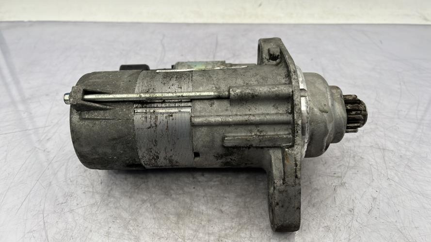 Demarreur VOLKSWAGEN TOURAN 2 Diesel