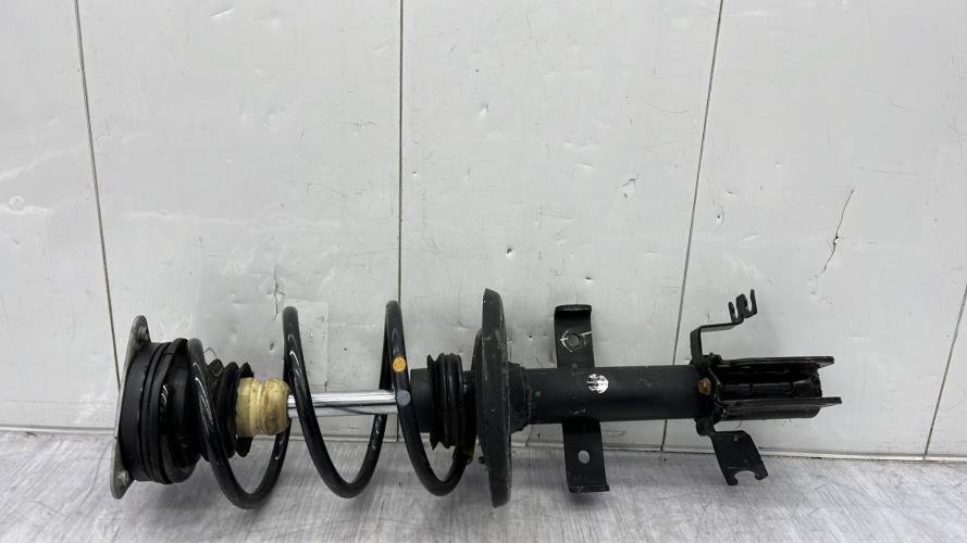 Amortisseur avant gauche RENAULT CLIO 4 PHASE 2 BREAK Essence