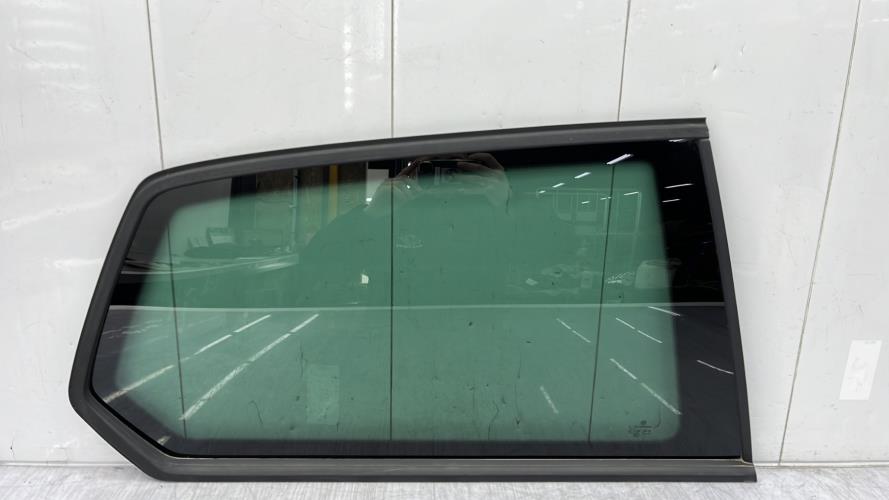 Custode arriere droit VOLKSWAGEN GOLF 7 PHASE 1 Essence