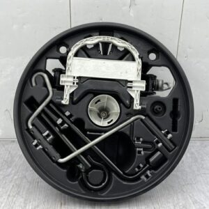Cric (Ensemble depannage) RENAULT CLIO 2 PHASE 2 Essence