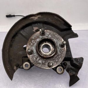 Fusee avant gauche FORD FIESTA 6 PHASE 2 Essence