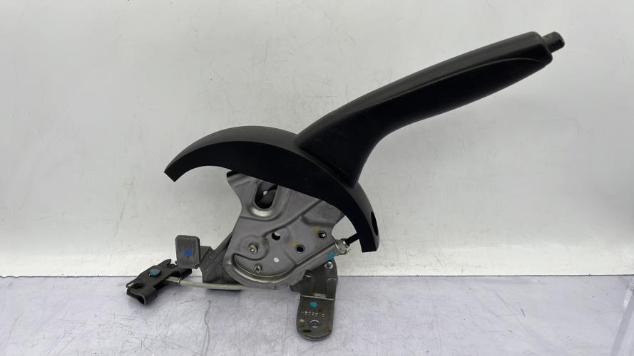 Levier frein à main NISSAN MICRA 4 PHASE 1 Essence