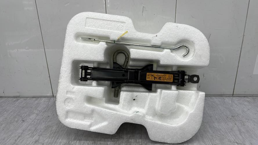 Cric (Ensemble depannage) NISSAN MICRA 4 PHASE 1 Essence