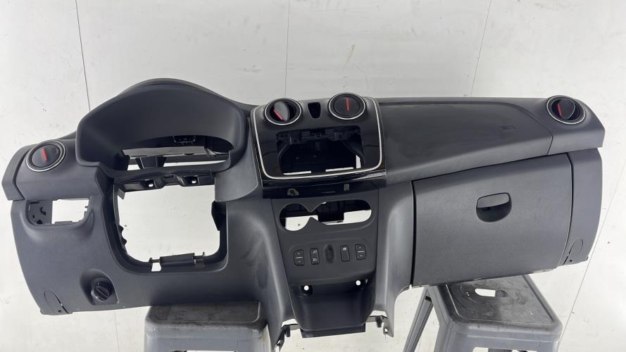 Tableau de bord DACIA SANDERO 2 PHASE 2 Essence