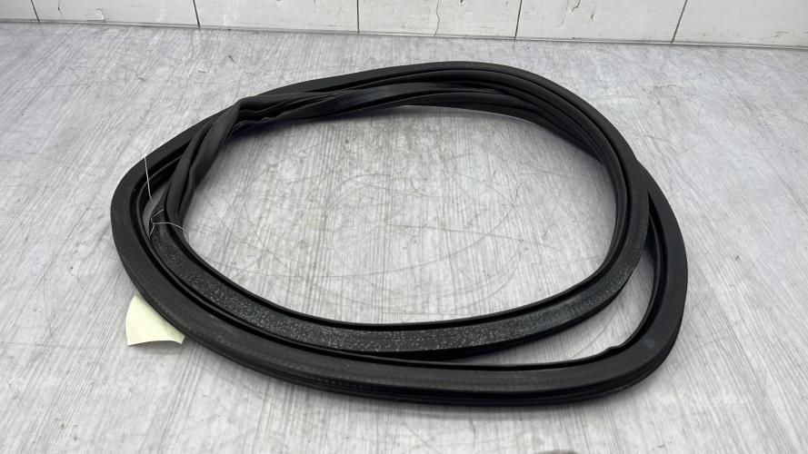 Joint de porte arriere droite VOLKSWAGEN POLO 6 PHASE 1 Diesel