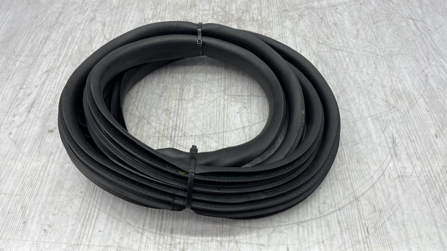 Joint de porte avant droite DACIA SANDERO 3