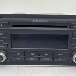 Autoradio d'origine AUDI A4 2 AVANT PHASE 2 BREAK Diesel