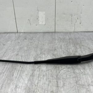 Bras essuie glace avant gauche DACIA SANDERO 2 PHASE 2 Essence