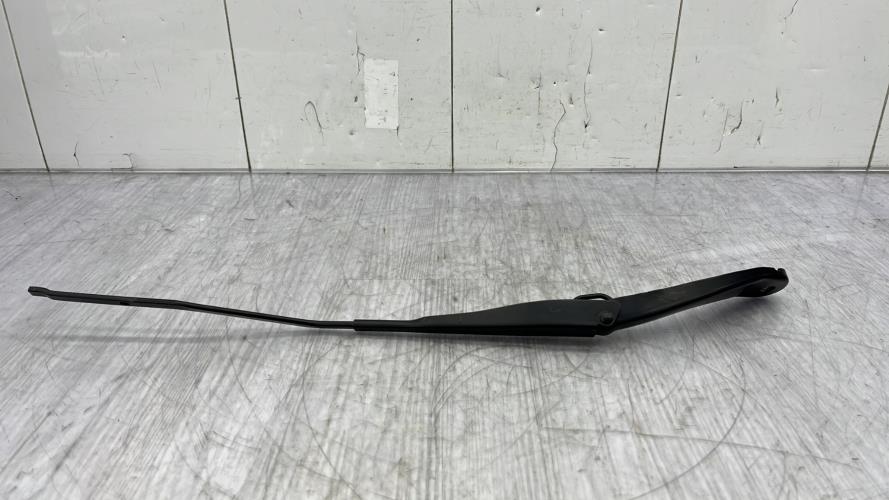 Bras essuie glace avant droit DACIA SANDERO 2 PHASE 2 Essence