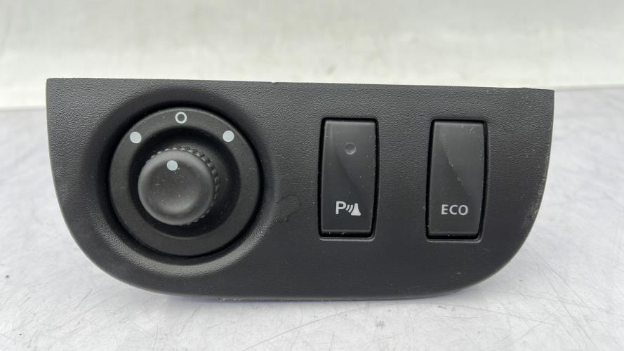 Commande retroviseurs DACIA SANDERO 2 PHASE 2 Essence