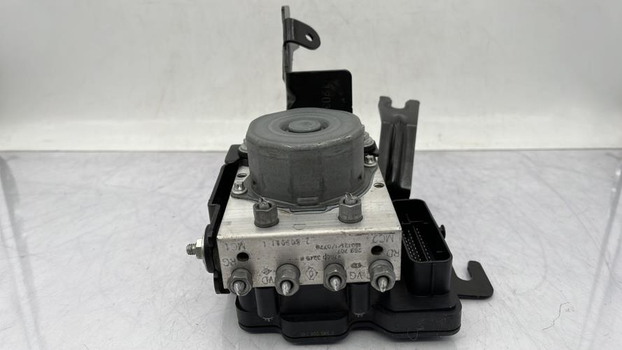 Bloc ABS (freins anti-blocage) DACIA SANDERO 2 PHASE 2 Essence