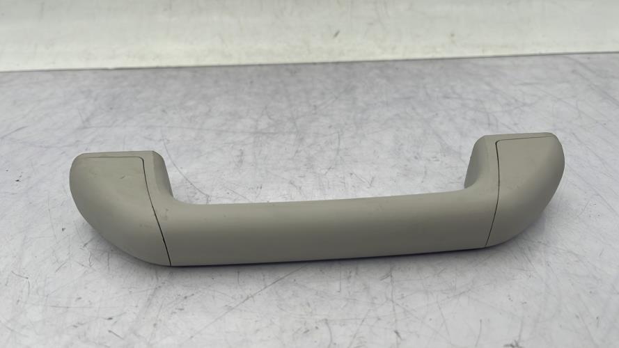 Poignee de maintien avant droit DACIA SANDERO 3