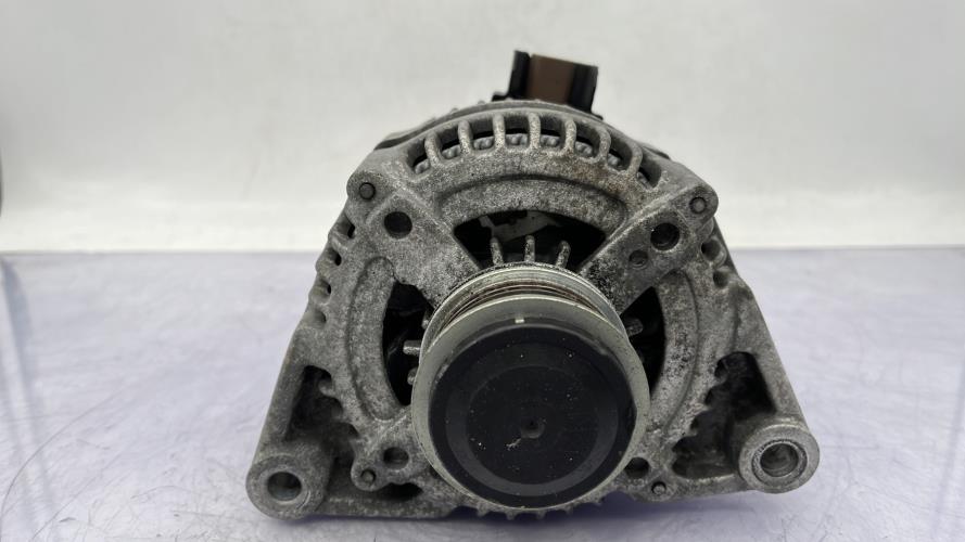 Alternateur OPEL CORSA E Essence
