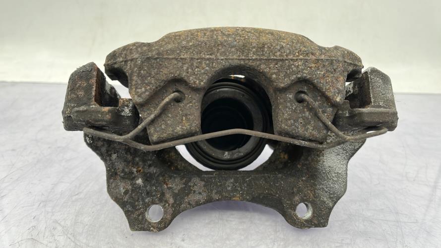 Etrier avant gauche (freinage) OPEL CORSA E Essence