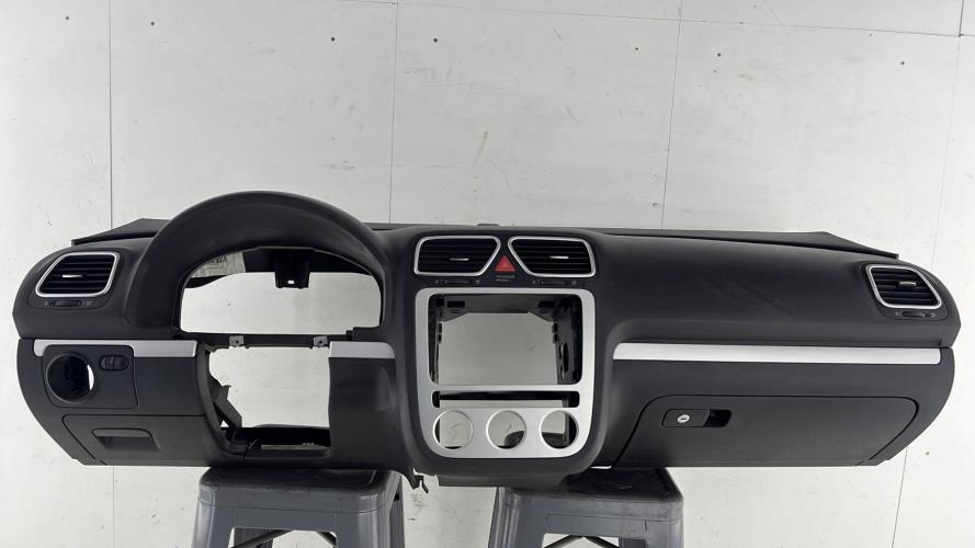 Tableau de bord VOLKSWAGEN SCIROCCO 3 PHASE 1 COUPE Diesel