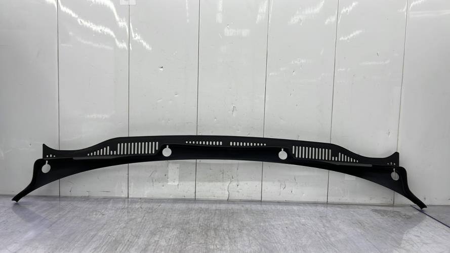 Baie de pare brise VOLKSWAGEN TOURAN 2 Diesel