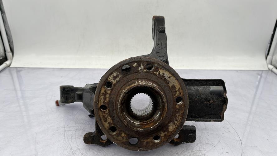 Fusee avant gauche OPEL ASTRA H GTC PHASE 1 Diesel