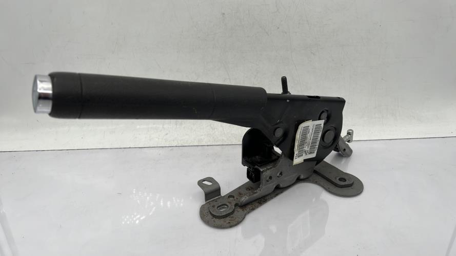 Levier frein à main PEUGEOT 208 1 PHASE 1 Essence