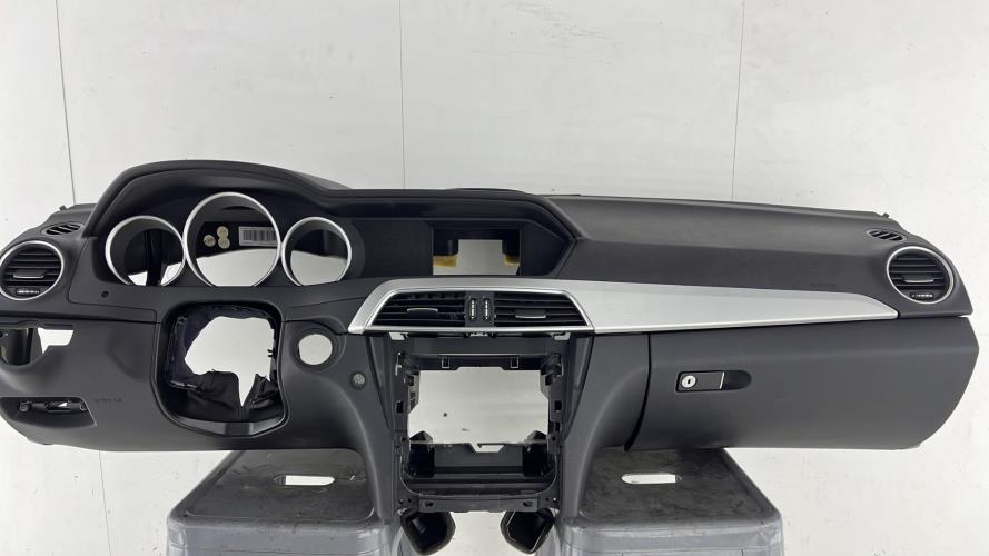 Tableau de bord MERCEDES CLASSE C 204 PHASE 2 COUPE Diesel