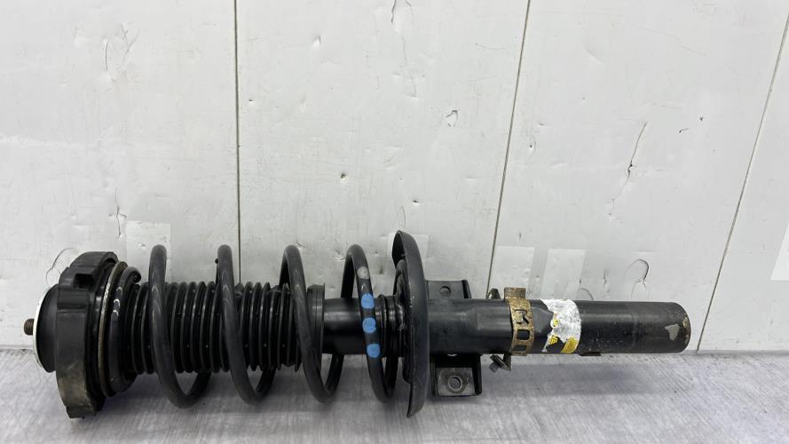 Amortisseur avant gauche VOLKSWAGEN POLO 4 PHASE 2 Essence
