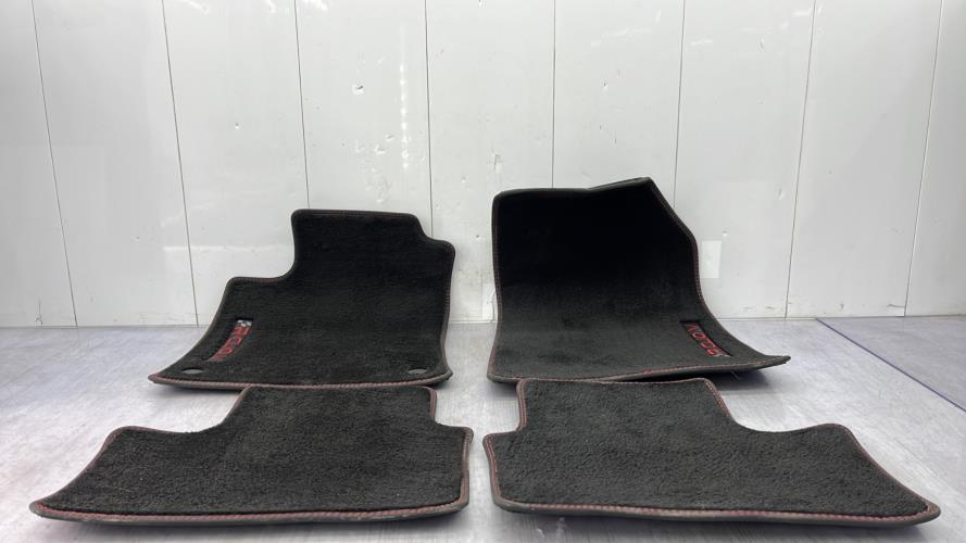 Tapis de sol RENAULT CLIO 5 PHASE 1 Essence/Hybride