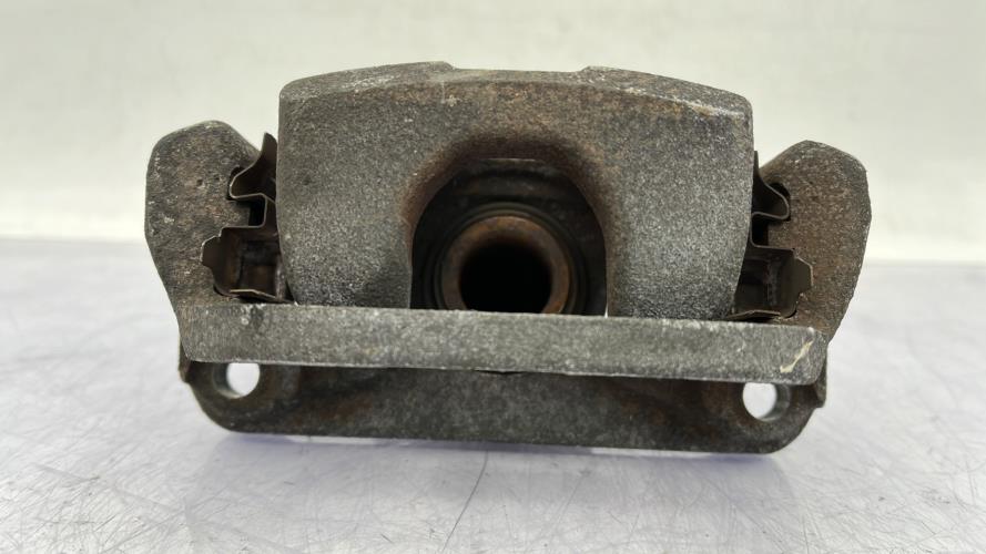 Etrier arriere gauche (freinage) NISSAN T30