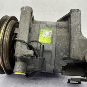 Compresseur clim NISSAN T30